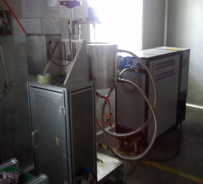 反應(yīng)釜專(zhuān)用溫控機(jī) 反應(yīng)釜夾套油加熱器